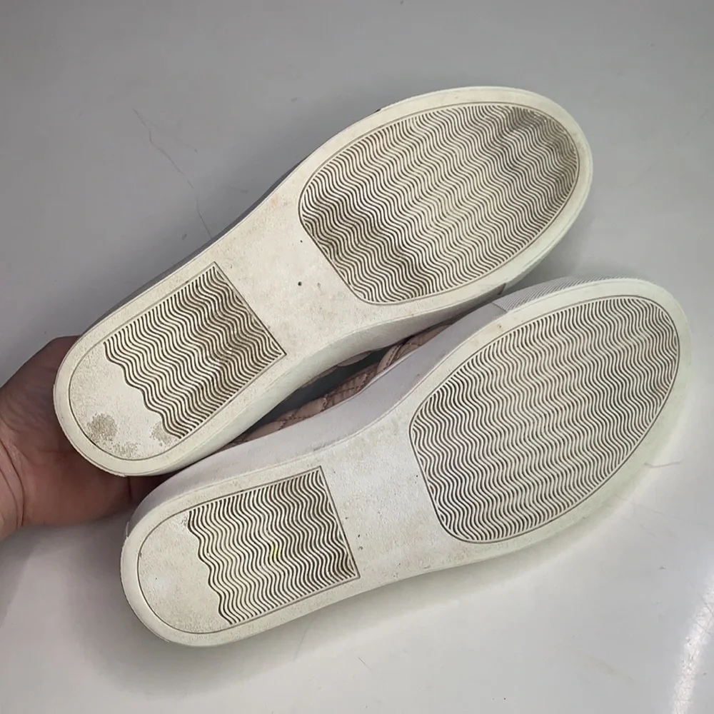Steve Madden Quilted Slip On Sneaker Casual Rose Blush neutral 6